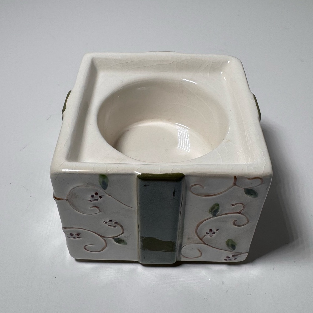 Yankee Candle Christmas Present Gift Box Tealight Ceramic Trinket Dish Green Bow - Picture 2 of 6